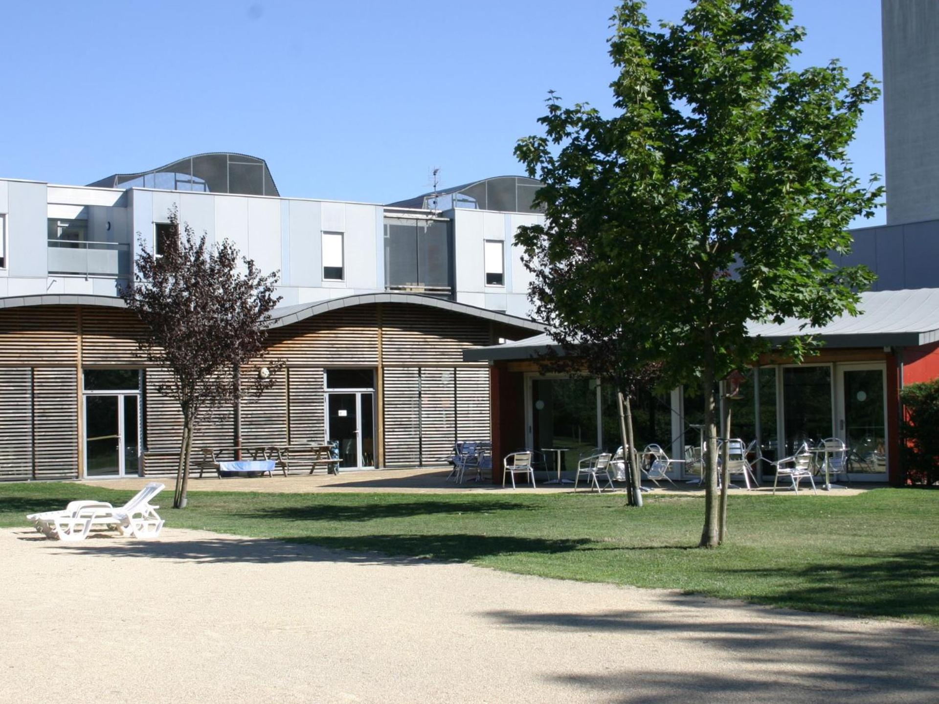 Auberge De Jeunesse Hi Grenoble Échirolles Kültér fotó
