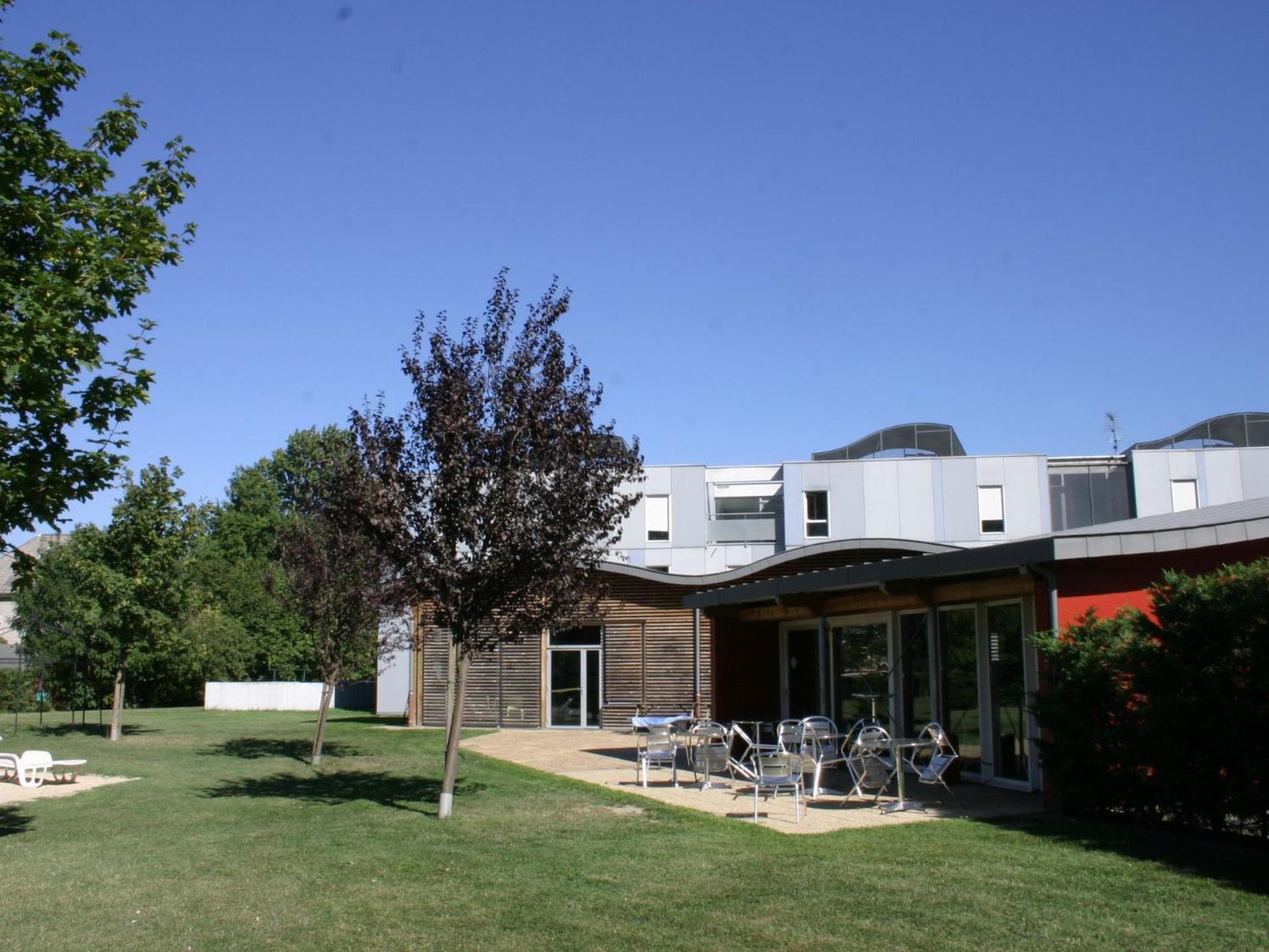 Auberge De Jeunesse Hi Grenoble Échirolles Kültér fotó