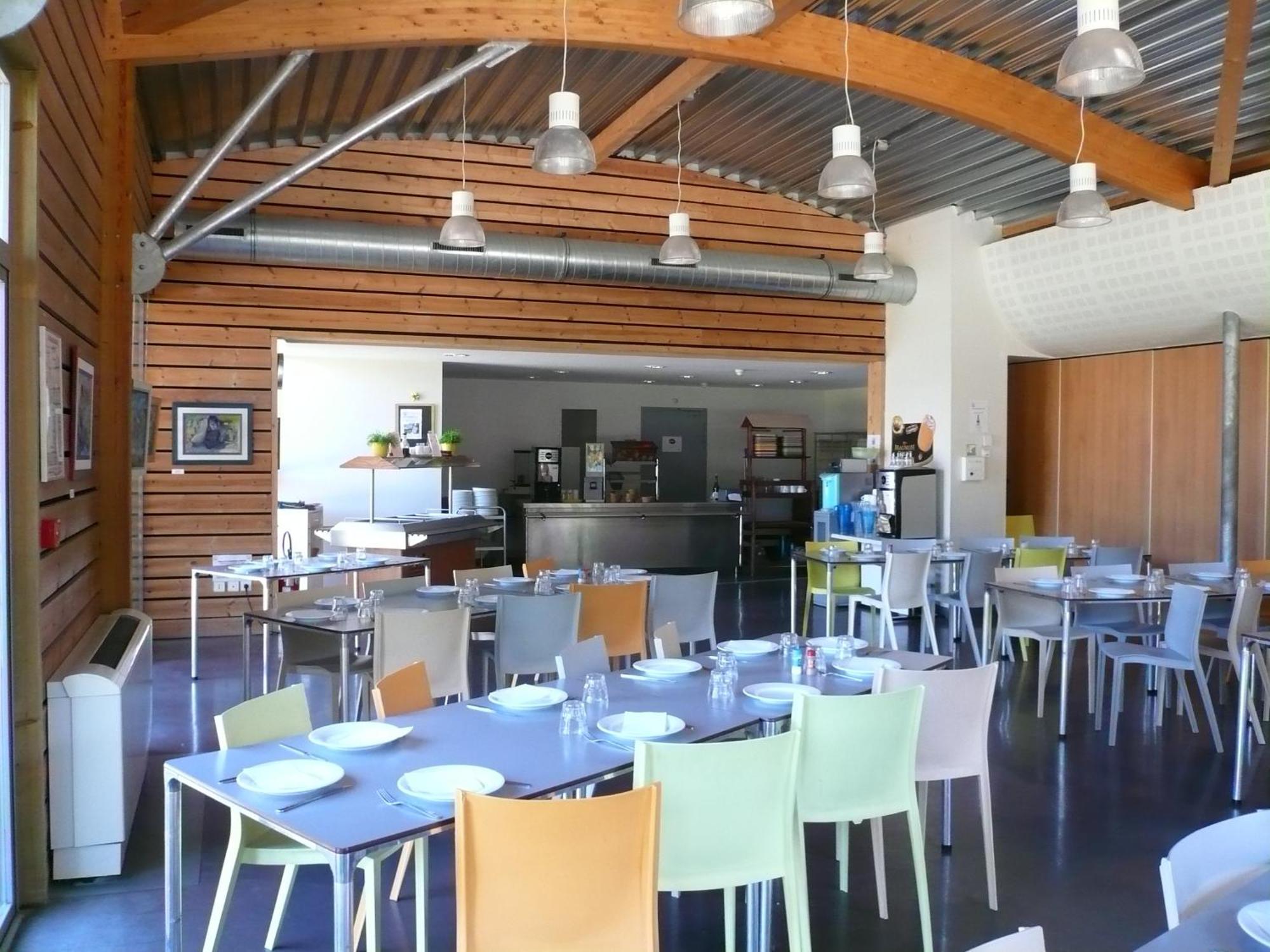 Auberge De Jeunesse Hi Grenoble Échirolles Kültér fotó
